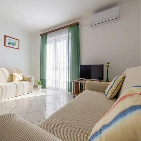 Anamarija - One Bedroom With Balcony - 5 * Привлака