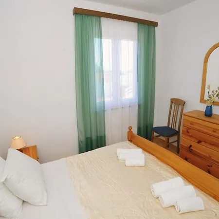 Anamarija - One Bedroom With Balcony - 5 Апартаменты Привлака