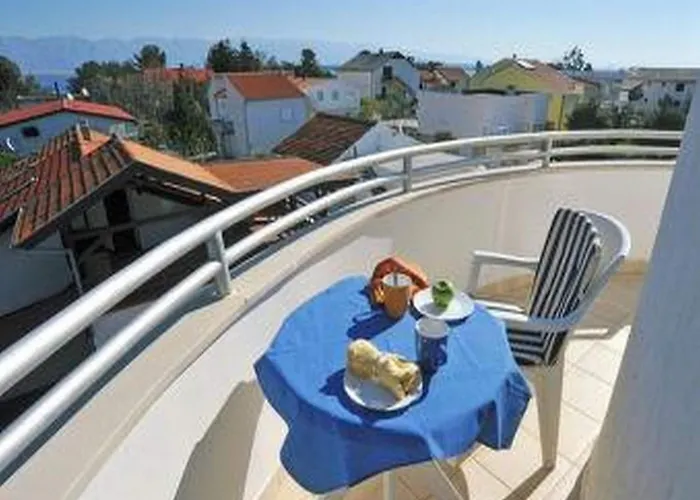 Apartment Anamarija - One Bedroom With Balcony - 5 *