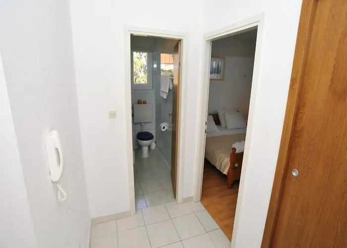 Апартаменты Anamarija - One Bedroom With Balcony - 5 *
